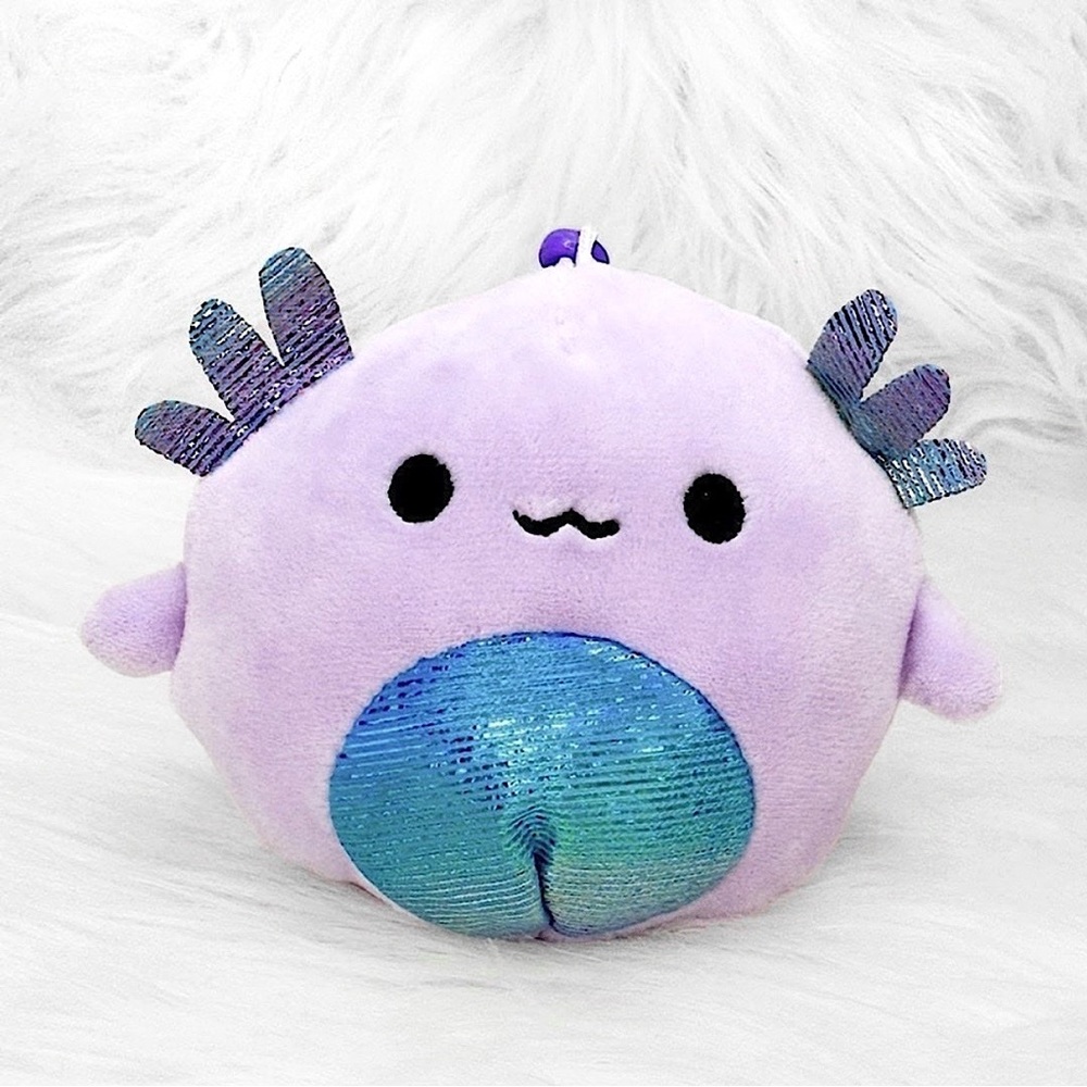 NWT Monica the Axolotl squishmallow clip !!